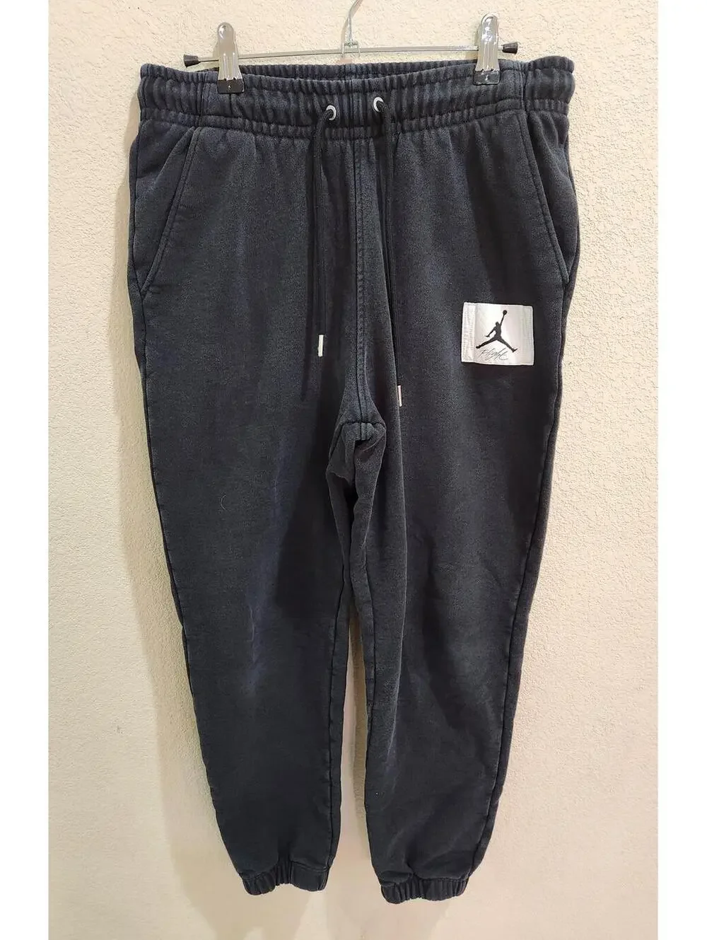 Nike Air Jordan Jogger Sweatpants Men Small Flight Essentials Workout Gym Black